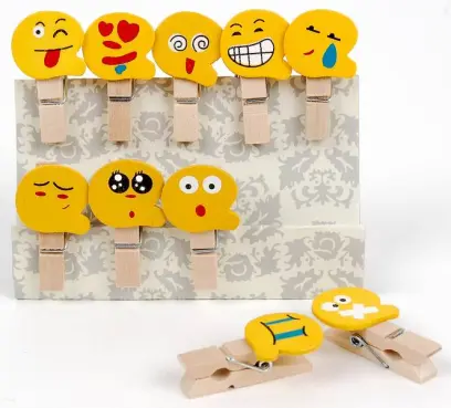 Kolíčky dekorační Shapes 04 smajlík