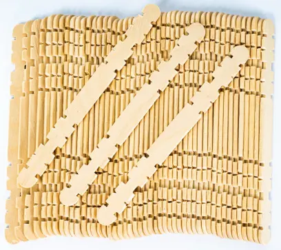 Dřívka dekorační Natural s výřezy