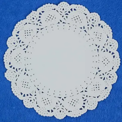 Krajka kulatá 11 cm bílá