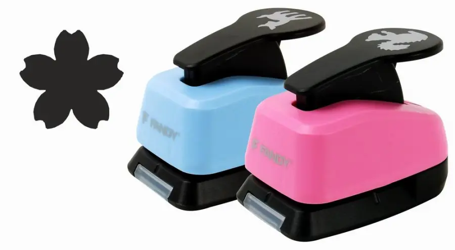 Děrovačka dekorační 25mm kytka 237